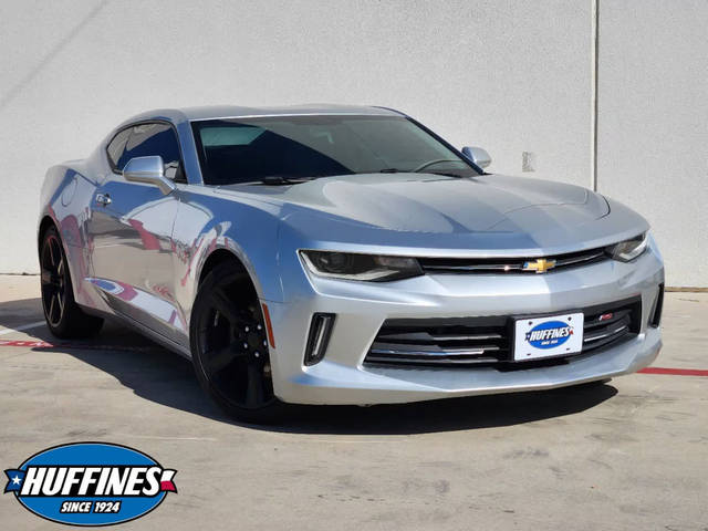 2016 Chevrolet Camaro 1LT RWD photo