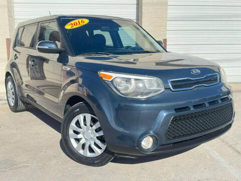 2016 Kia Soul ! FWD photo