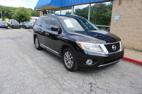 2016 Nissan Pathfinder SL FWD photo