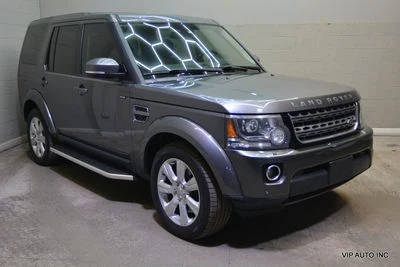 2016 Land Rover LR4 HSE 4WD photo