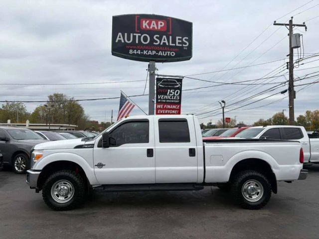 2016 Ford F-350 Super Duty XL 4WD photo