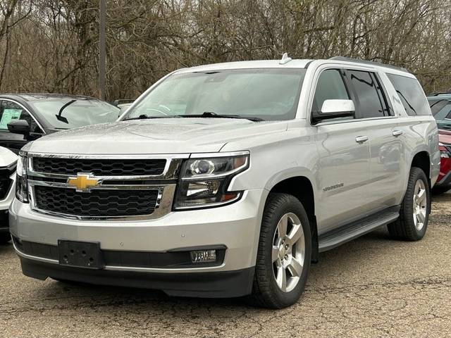 2016 Chevrolet Suburban LT 4WD photo
