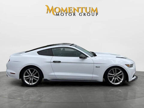 2016 Ford Mustang GT RWD photo