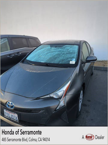 2016 Toyota Prius Two FWD photo