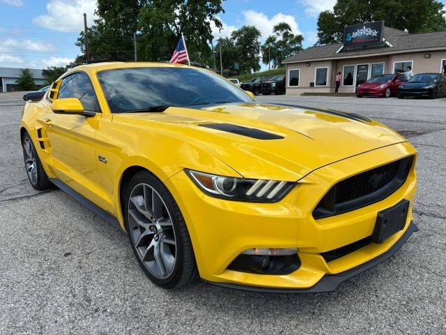 2016 Ford Mustang GT Premium RWD photo