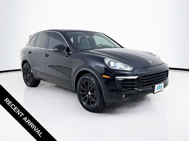 2016 Porsche Cayenne  AWD photo