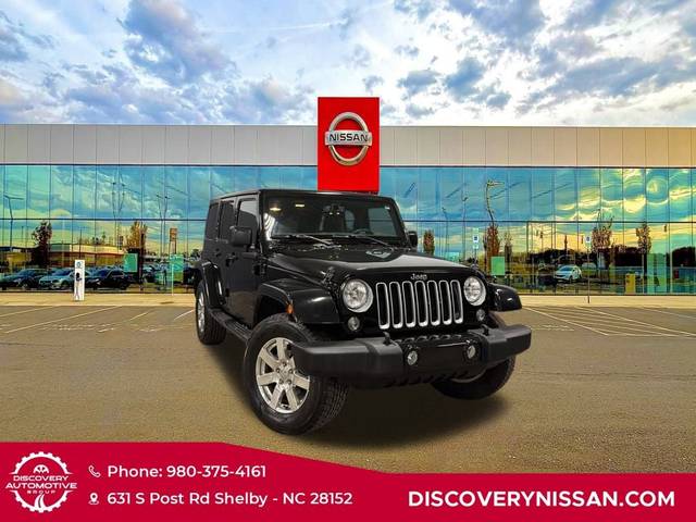 2016 Jeep Wrangler Unlimited Sahara 4WD photo