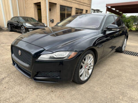 2016 Jaguar XF 35t Prestige RWD photo