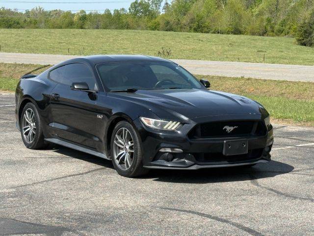 2016 Ford Mustang GT Premium RWD photo