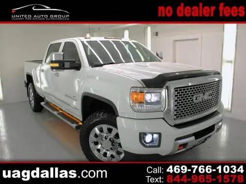 2016 GMC Sierra 2500HD Denali 4WD photo