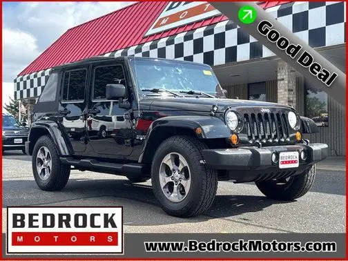 2016 Jeep Wrangler Unlimited Sahara 4WD photo