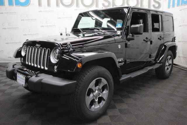 2016 Jeep Wrangler Unlimited Sahara 4WD photo