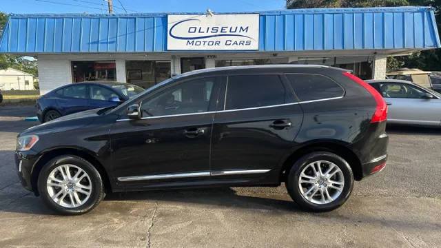 2016 Volvo XC60 T5 Drive-E Premier FWD photo