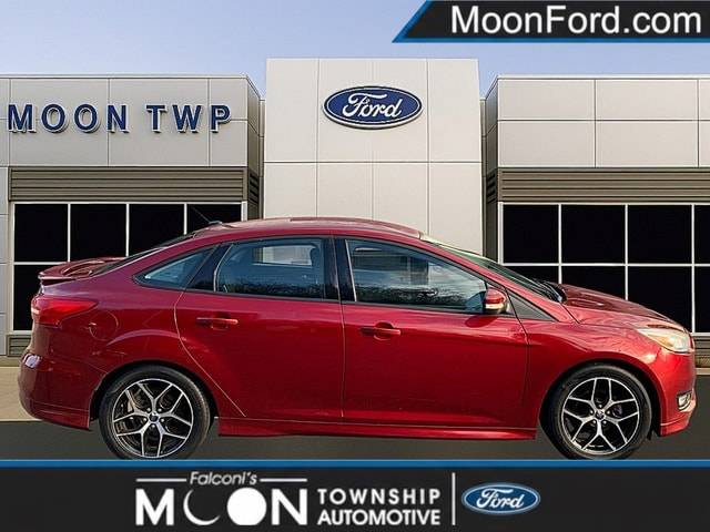 2016 Ford Focus SE FWD photo