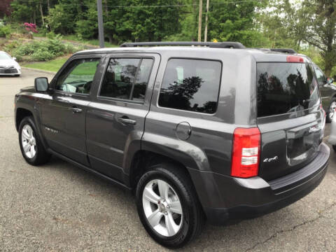 2016 Jeep Patriot Latitude 4WD photo