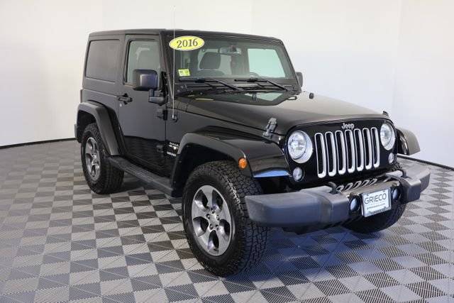 2016 Jeep Wrangler Sahara 4WD photo