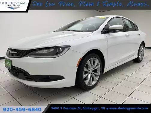 2016 Chrysler 200 S FWD photo