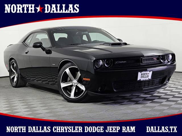 2016 Dodge Challenger R/T Shaker RWD photo