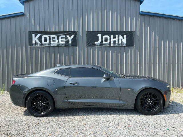 2016 Chevrolet Camaro 2LT RWD photo
