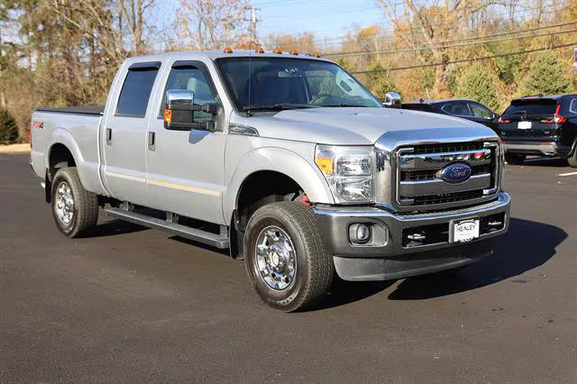 2016 Ford F-350 Super Duty XLT 4WD photo