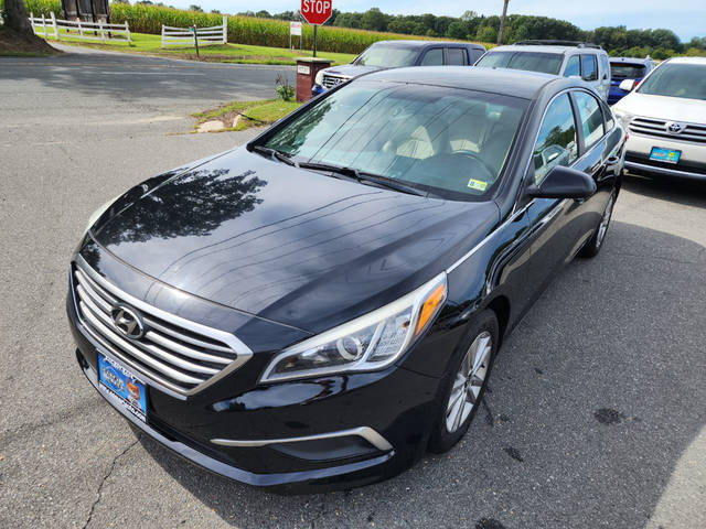 2016 Hyundai Sonata 2.4L SE FWD photo