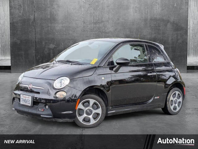 2016 FIAT 500e FWD photo