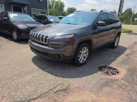 2016 Jeep Cherokee Latitude 4WD photo