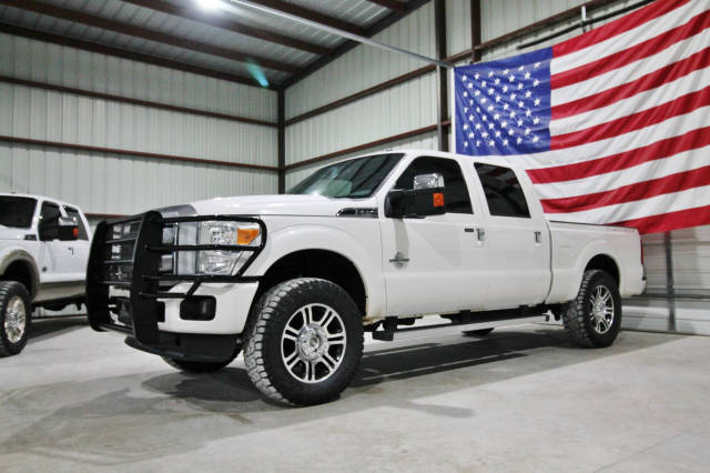 2016 Ford F-250 Super Duty Platinum 4WD photo