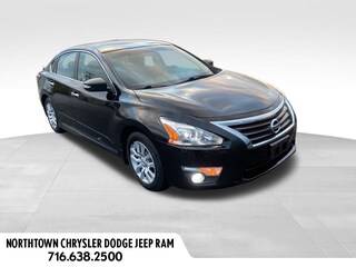 2015 Nissan Altima 2.5 S FWD photo