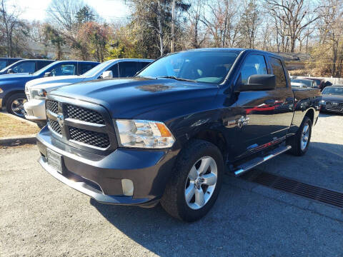 2016 Ram 1500 Express 4WD photo