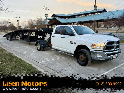 2016 Ram 3500 SLT 4WD photo