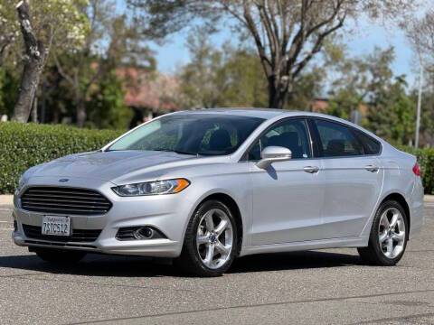 2016 Ford Fusion SE FWD photo