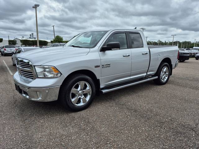 2016 Ram 1500 Big Horn 4WD photo