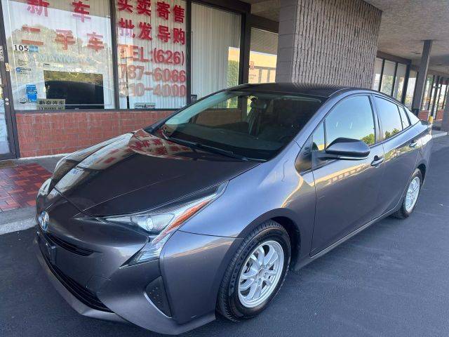 2016 Toyota Prius Two FWD photo