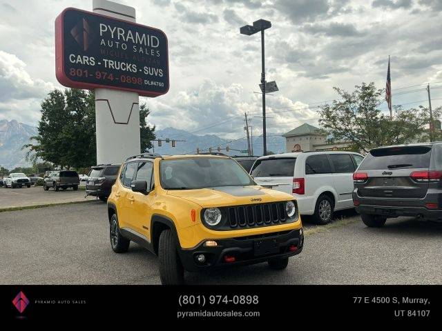 2015 Jeep Renegade Trailhawk 4WD photo