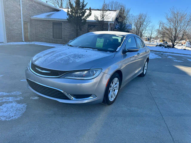2016 Chrysler 200 Limited FWD photo