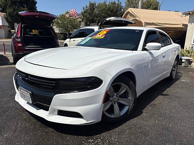2016 Dodge Charger SXT RWD photo