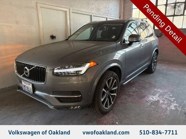 2016 Volvo XC90 T6 Momentum AWD photo