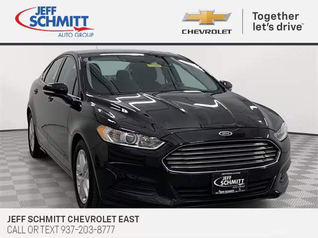 2016 Ford Fusion SE FWD photo