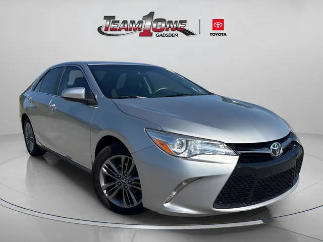 2016 Toyota Camry SE FWD photo
