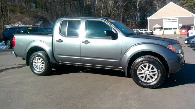 2016 Nissan Frontier SV 4WD photo