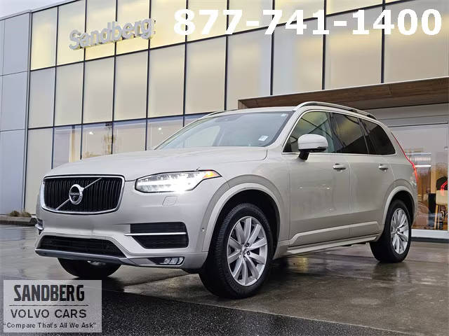 2016 Volvo XC90 T6 Momentum AWD photo