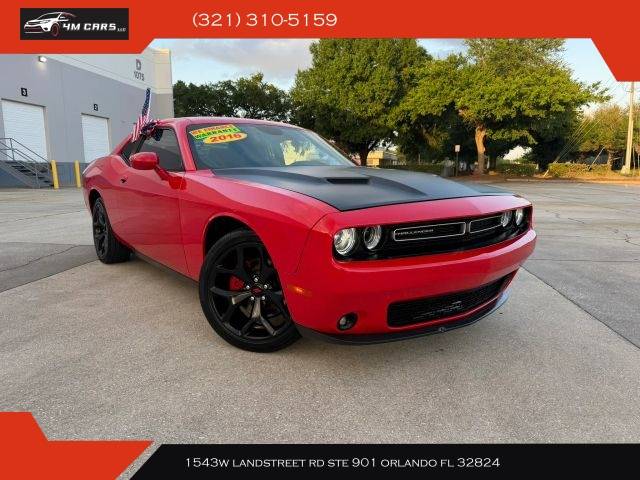 2016 Dodge Challenger SXT Plus RWD photo
