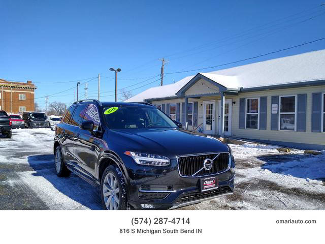 2016 Volvo XC90 T6 Momentum AWD photo