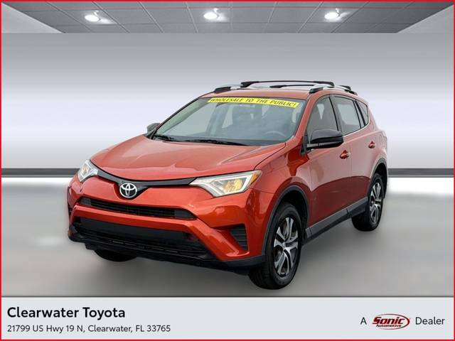 2016 Toyota RAV4 LE FWD photo