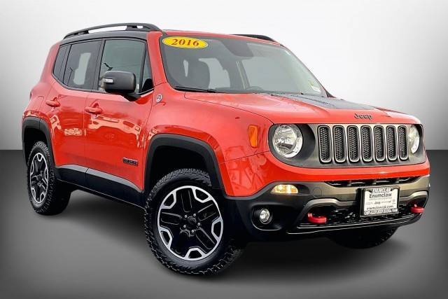 2016 Jeep Renegade Trailhawk 4WD photo