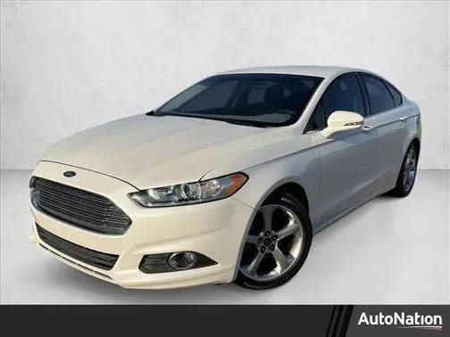 2016 Ford Fusion SE FWD photo