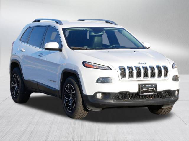 2016 Jeep Cherokee Latitude 4WD photo