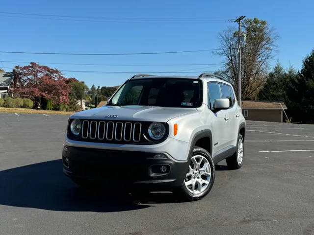 2015 Jeep Renegade Latitude 4WD photo