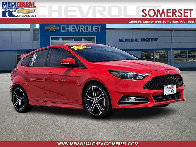 2016 Ford Focus ST FWD photo